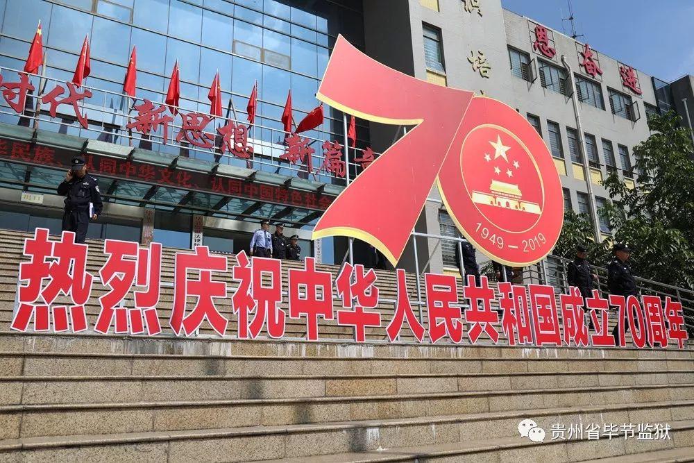 小猫钓鱼游戏龙王版有船